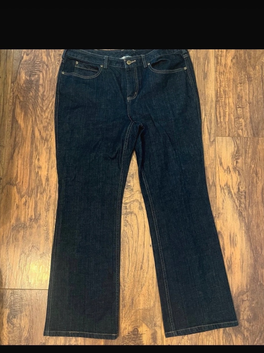 Duluth Trading Co. Women’s Bootcut Jeans - Size 16x31